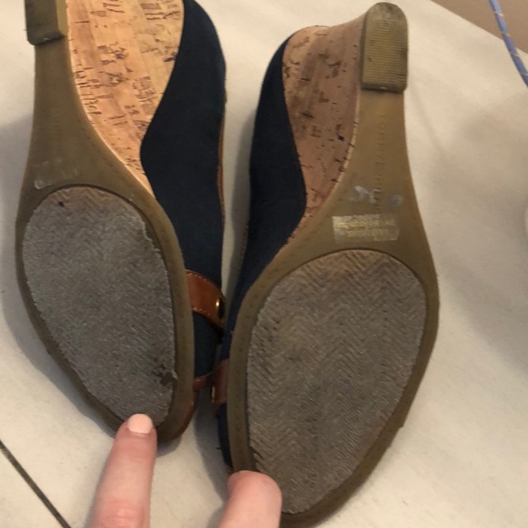 Wedge Heels - Picture 4 of 4